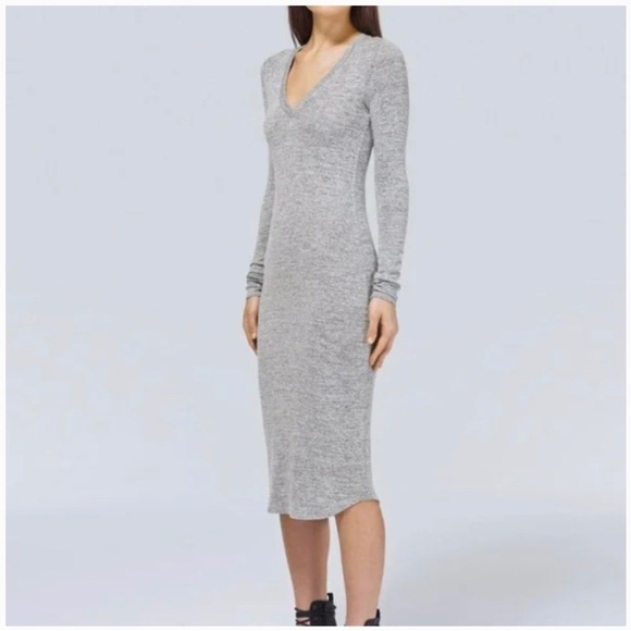 Wilfred Free Lisiere Long Sleeve V Neck Midi Length Knit Sweater Dress Size L